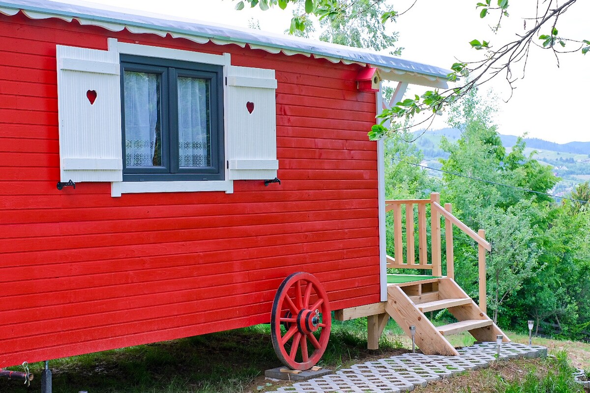 Voronet RED Tiny Houses