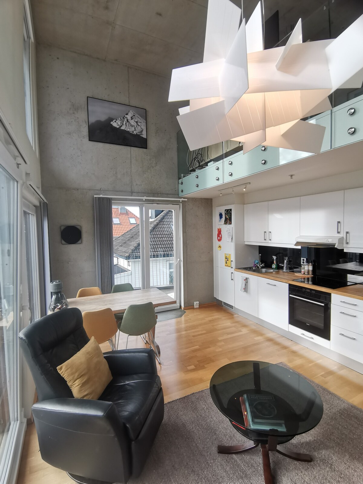 Central corner apartment, in urban Stavanger