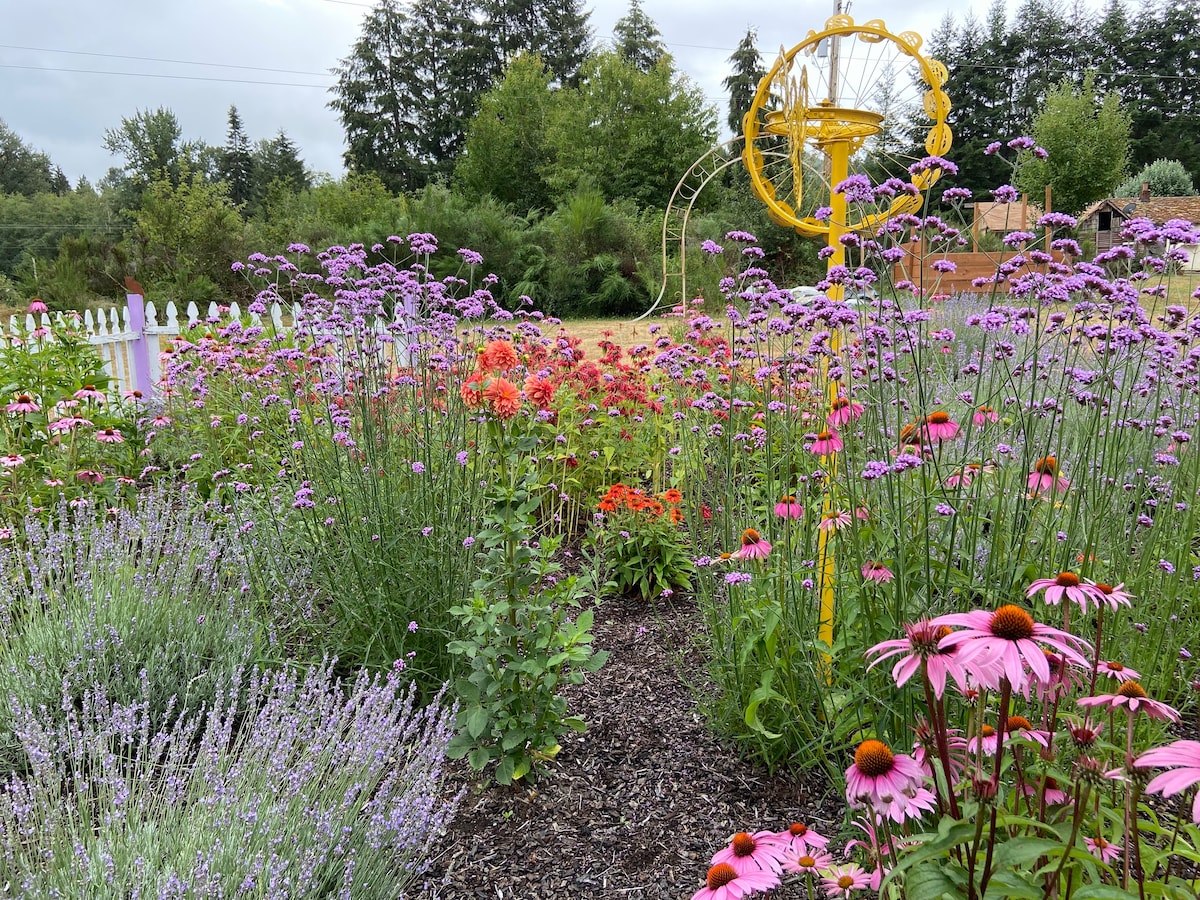 The Bungalow at Lavender Passion Flower Farm