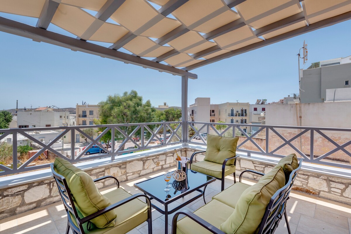 TAKIS GUEST HOUSE-LAOURA-HERMOUPOLIS