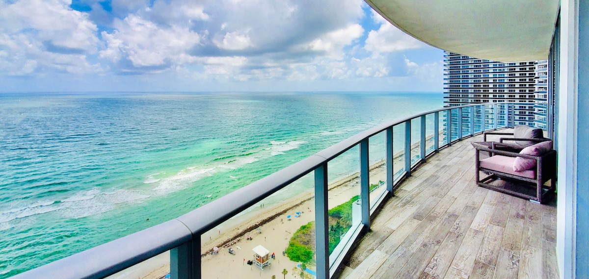 Ocean Front Wall to Wall |豪华酒店| 3 Bedroo