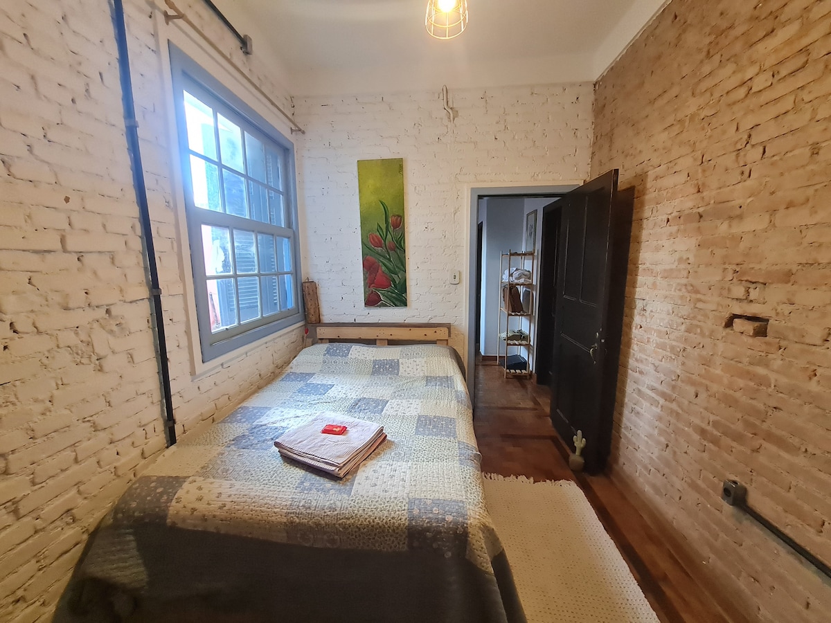 Casa Urânia的2号卧室