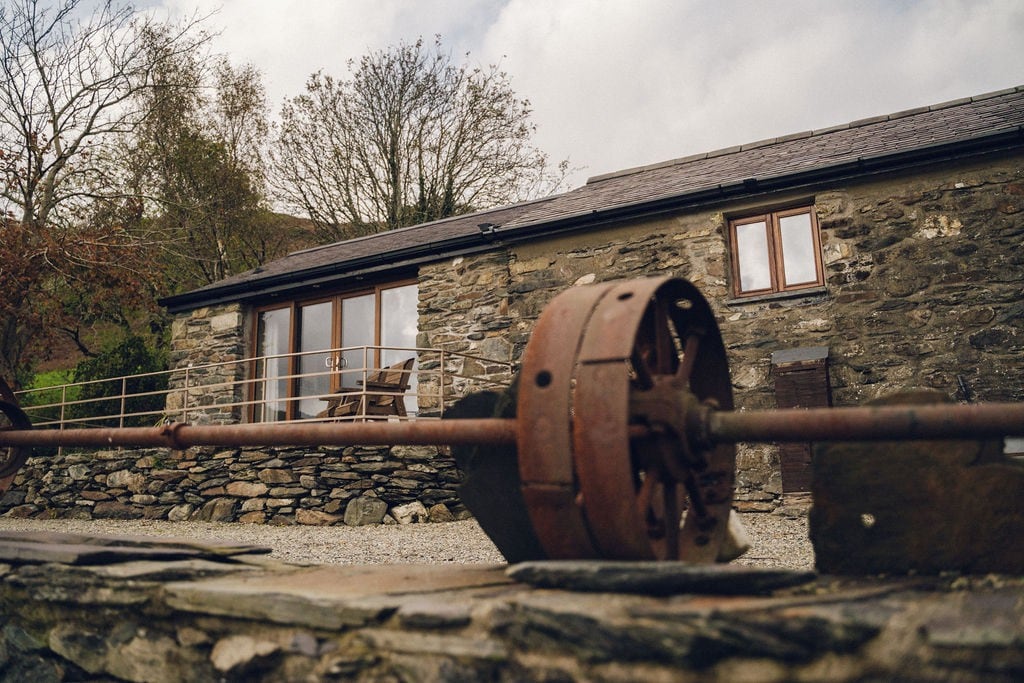 Ty Felin, Perthi - 17thC Converted Mill/Barn