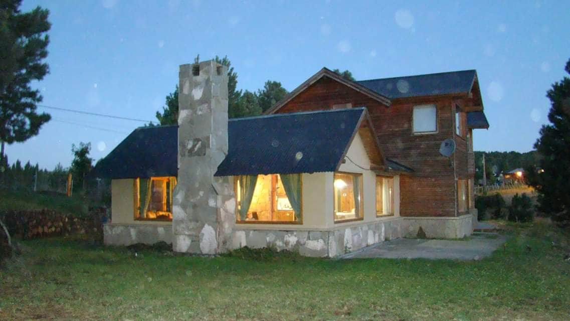 Hermosa Casa con Excelente Vista a las Montañas...