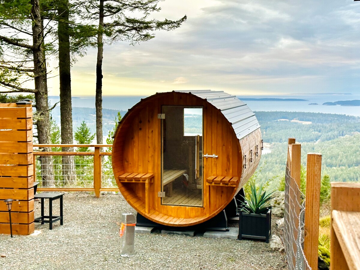 Epic water views, sauna, EV charger at Vista House