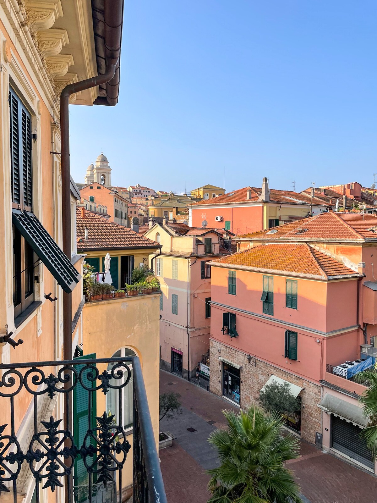 Lovely 3-bedroom apartment in Imperia