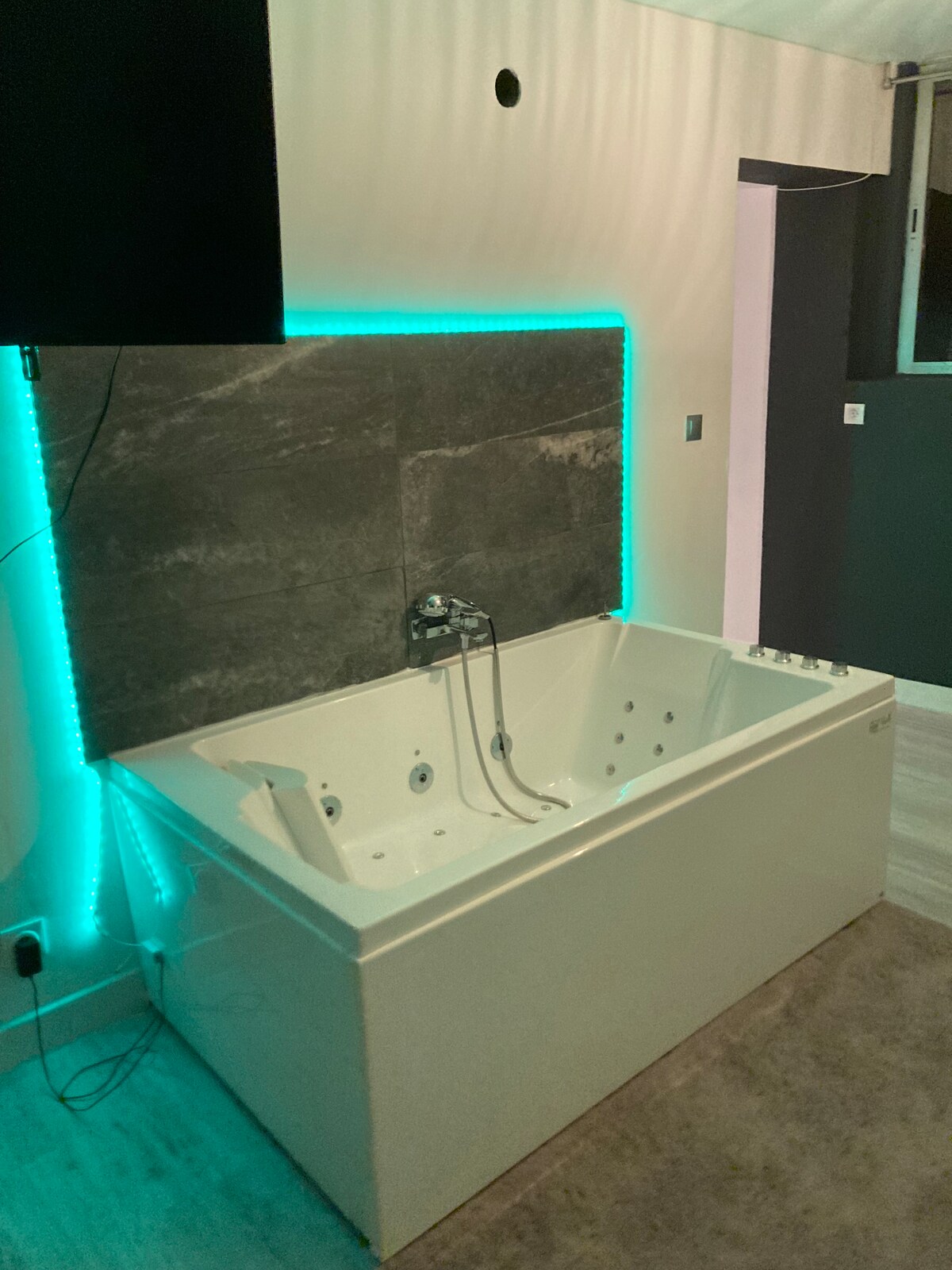 Loft hammam/jacuzzi 5 min du centre