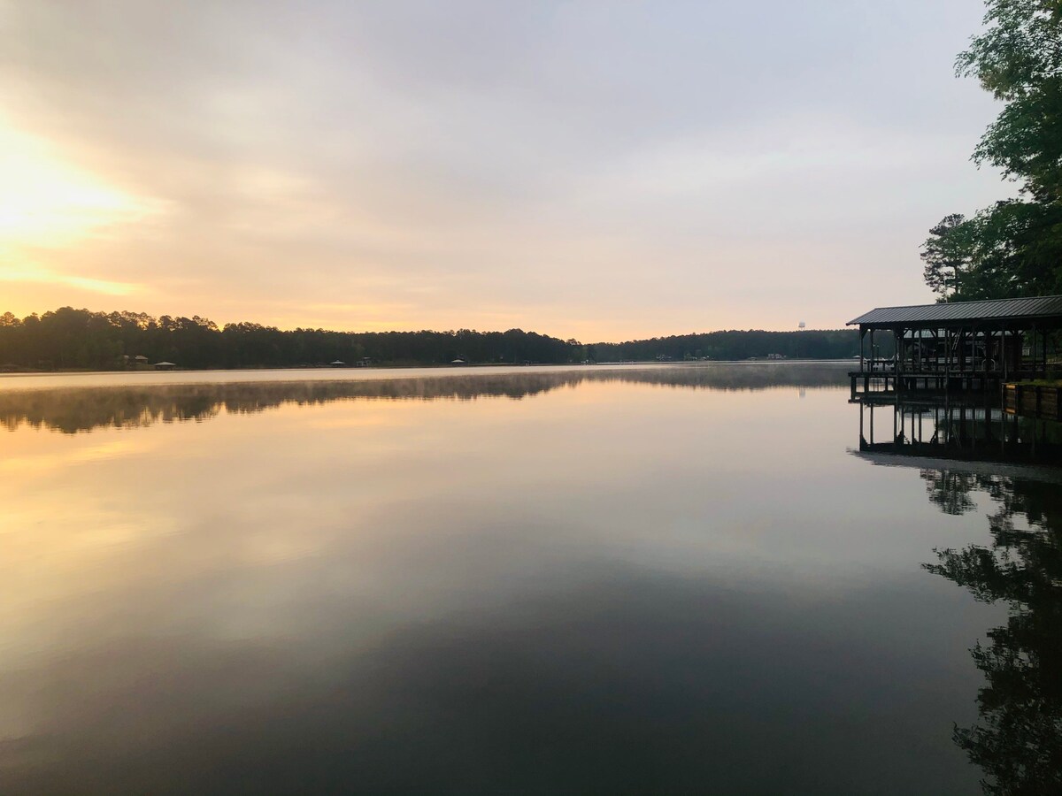 Justin’s Camp Spot on Lake Sinclair