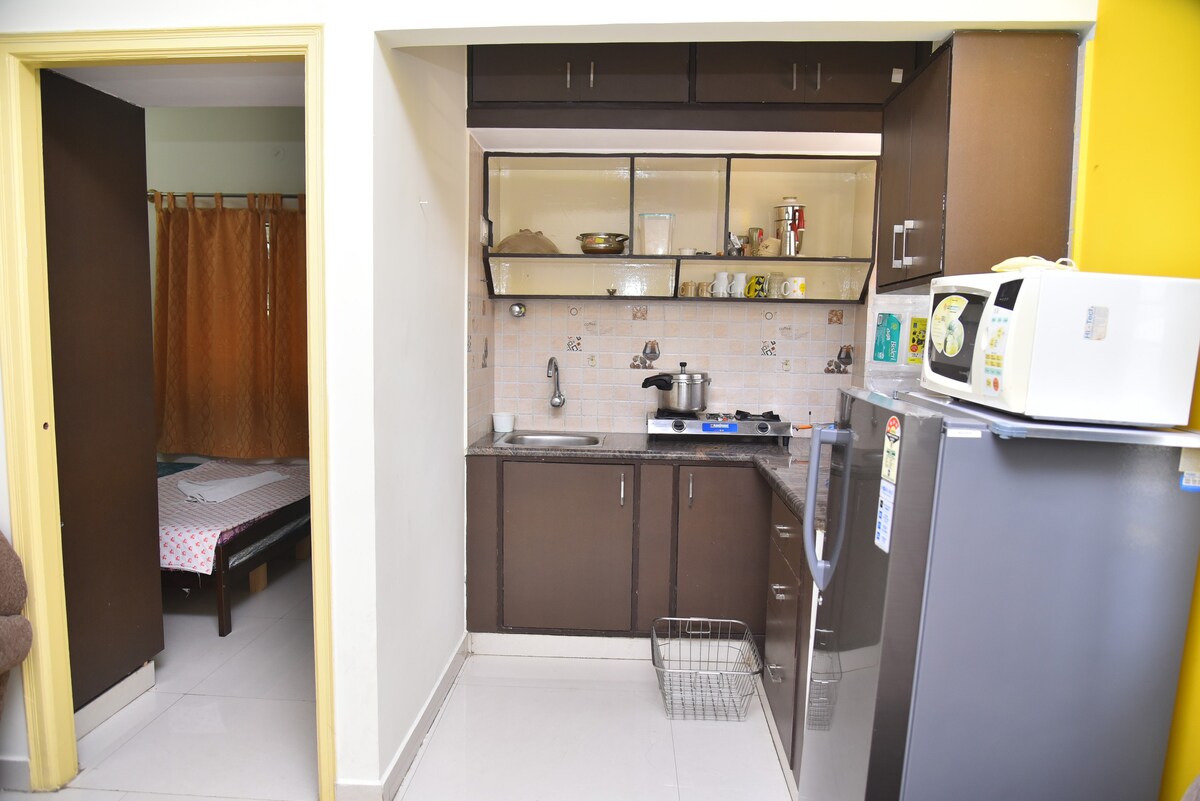 Keerthi Service Apartment 2 BHK Flat @ HSR Layout