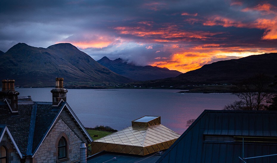 Queen Room with View in Isle of Raasay Distillery