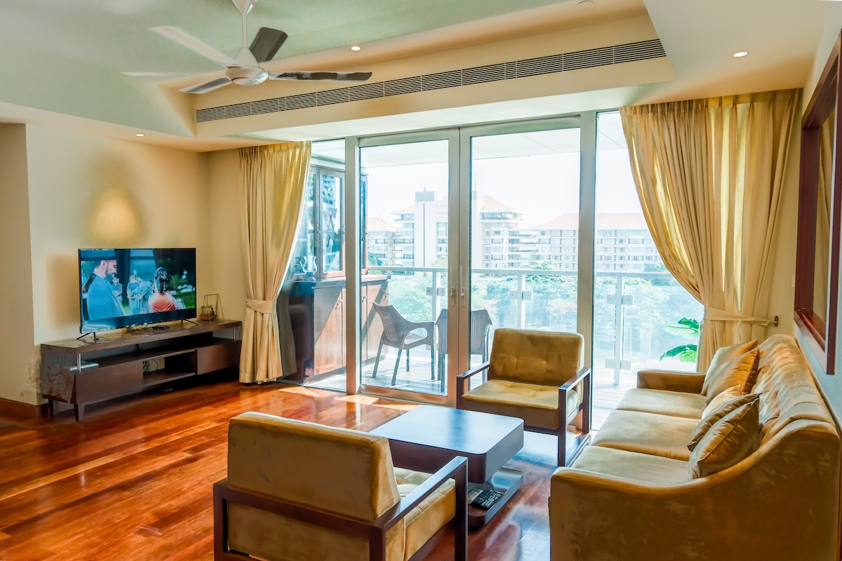 Luxury Water front Apartment in Heart of Colombo