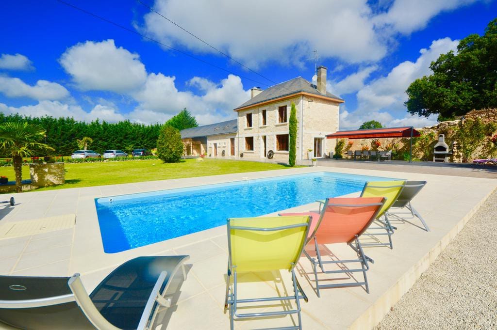 Villa de charme avec piscine proche La Roche Posay