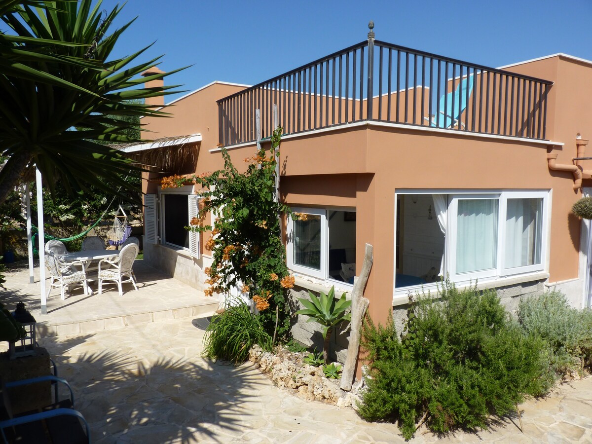 Charmanter Bungalow am Meer