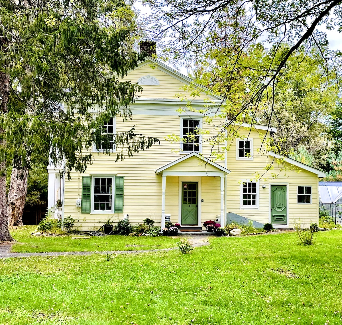 Historic Hudson Farmhouse