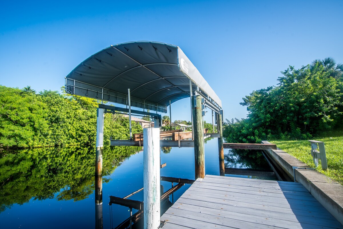 The Blue Lagoon - Punta Gorda Home on the Water