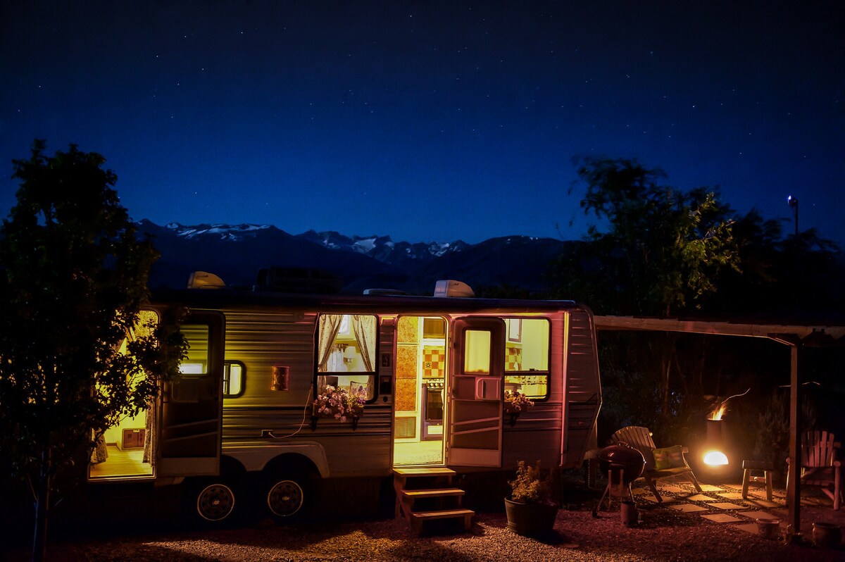五彩缤纷的Baja露营车，☆独具特色和风景