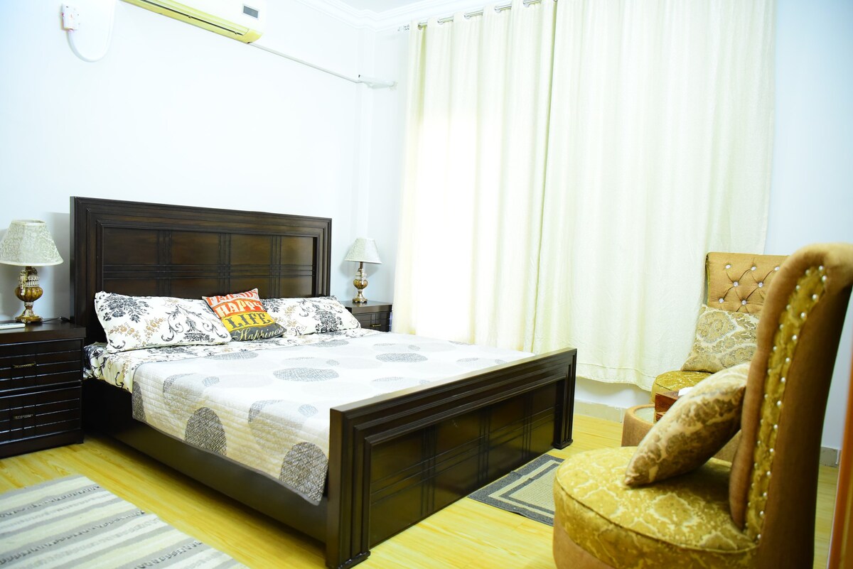 Executive Bedroom With City View- Srinagar Homes