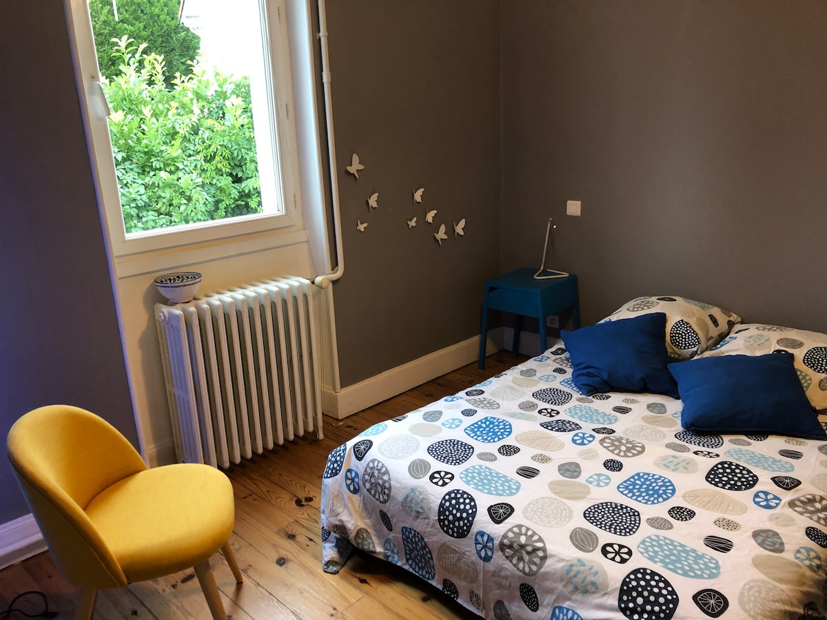 Chambre dans maison individuelle 
Quartier calme