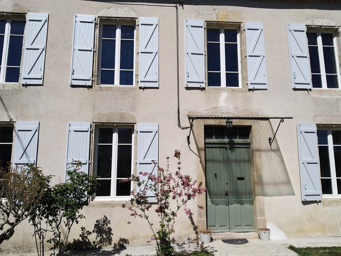 Superbe maison en pierre avec piscine