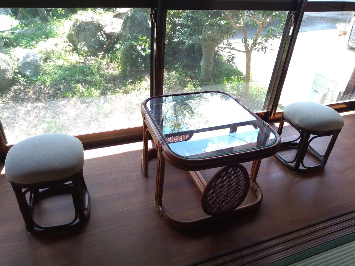 位于Setouchi岛的老房子出租，舒适的远程工作，有点环保「远离乡」