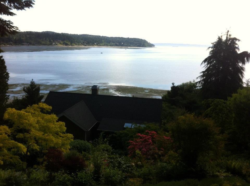 Adorable Suquamish Casita with Stunning Views!
