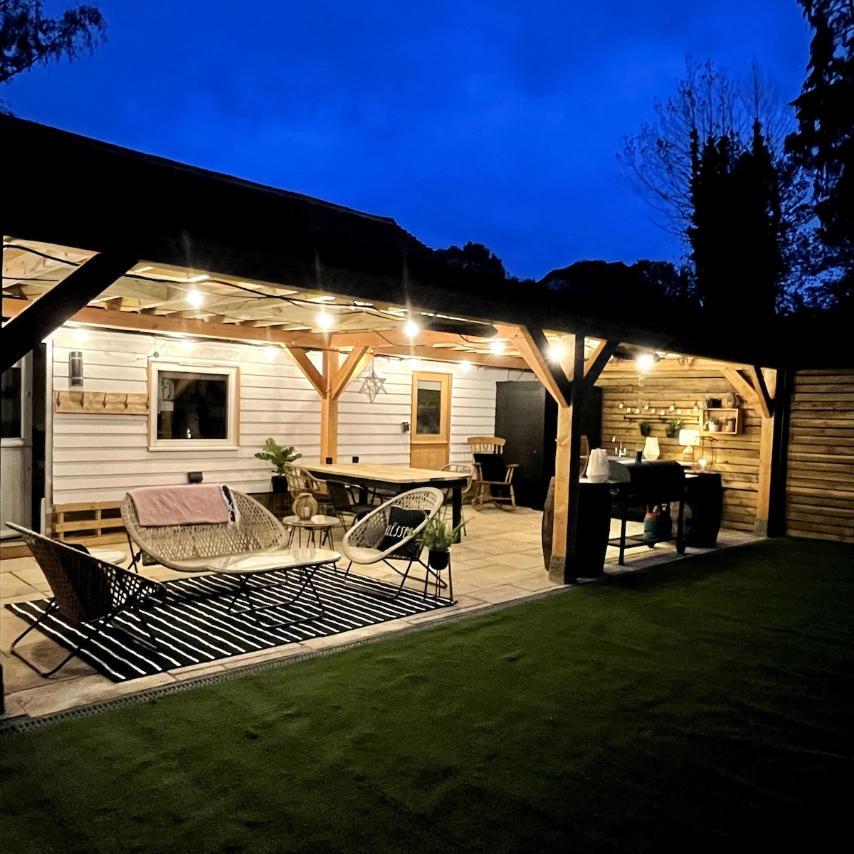 Heated covered garden. Wlk to Sissinghurst Castle