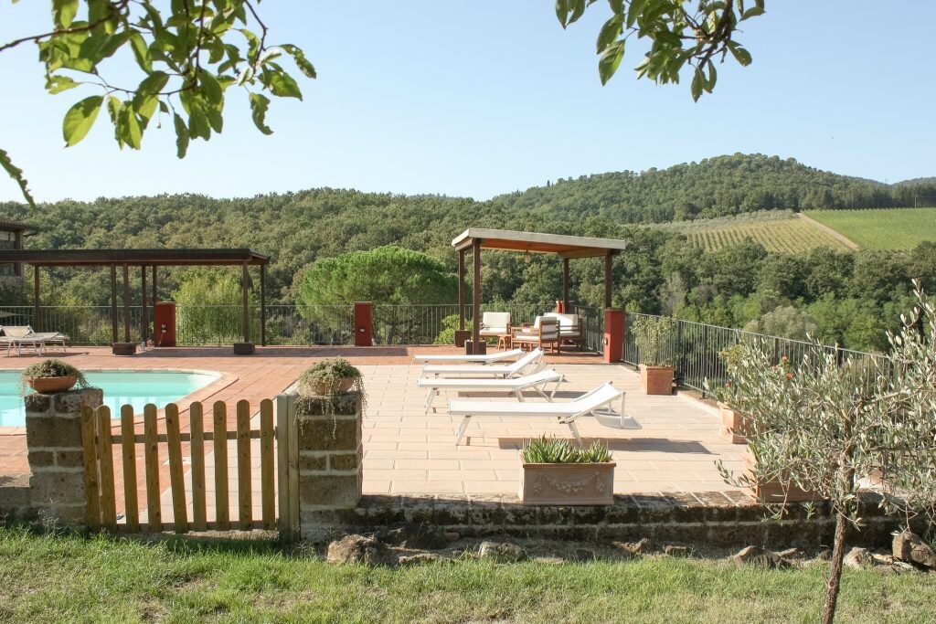 Tinaia - Casa di campagna con Piscina