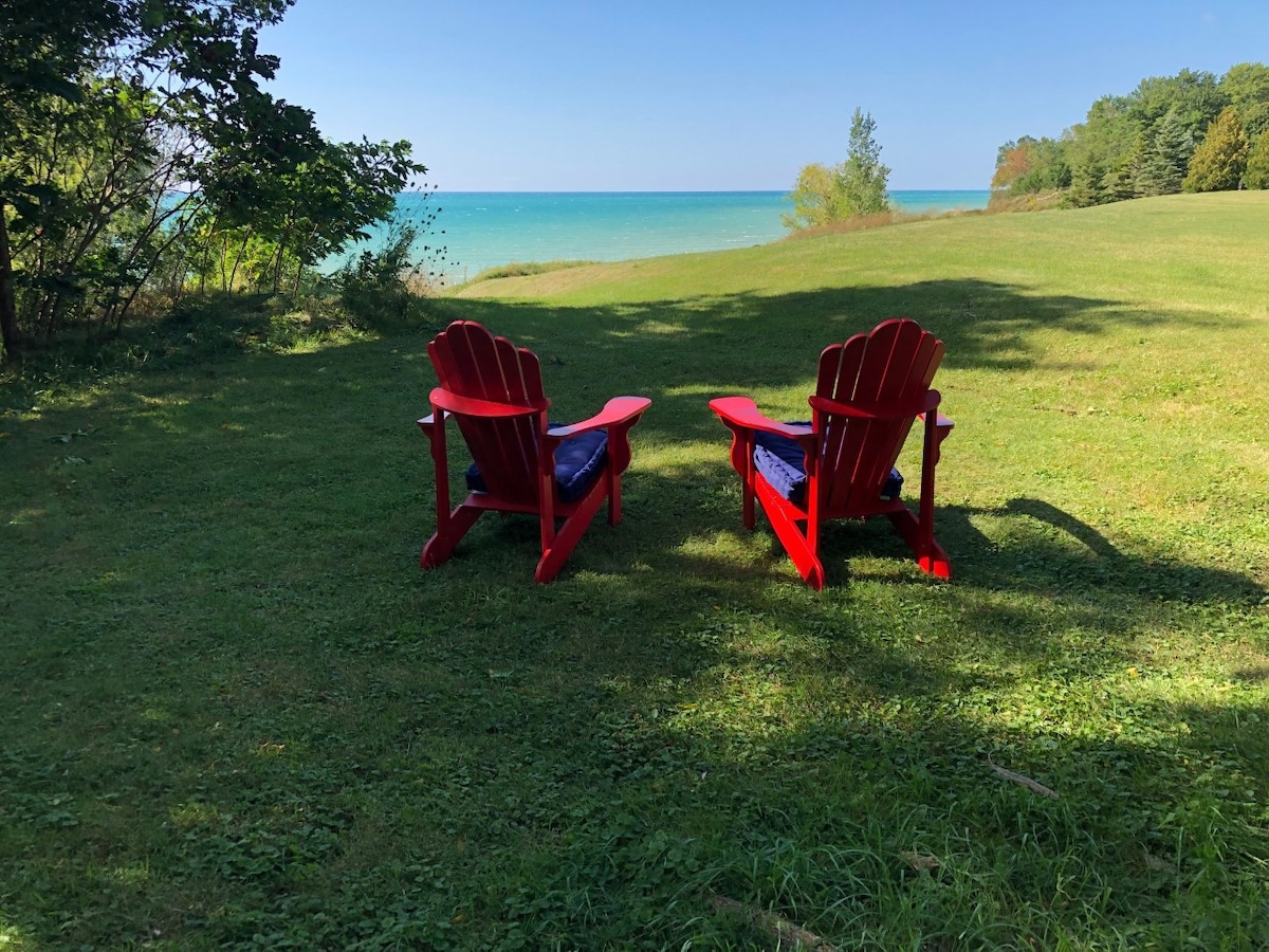 Sing Beach Front - Grand Bend/Bayfield - Hot tub