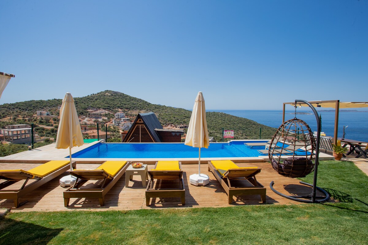 Kaş Göksekide villa meva