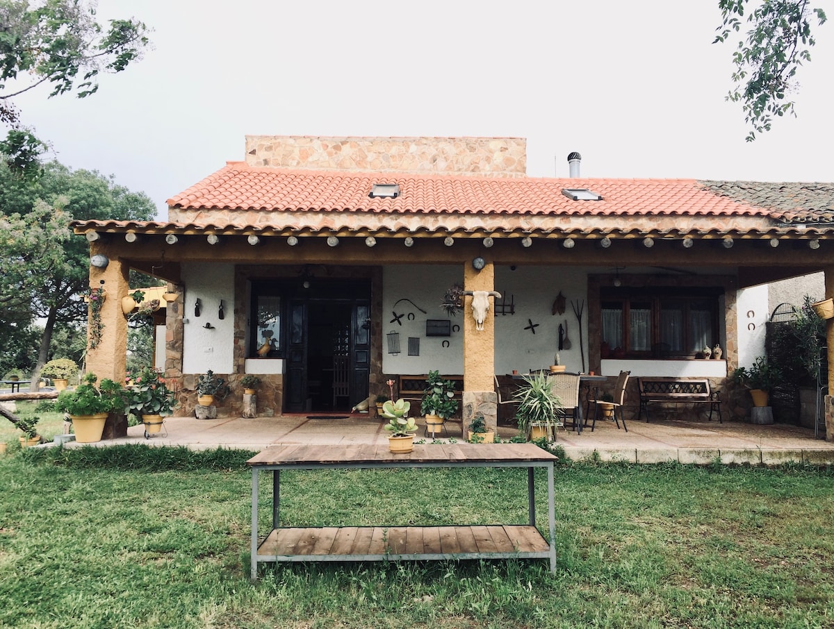 La Coscoja, Casa Rural * * *