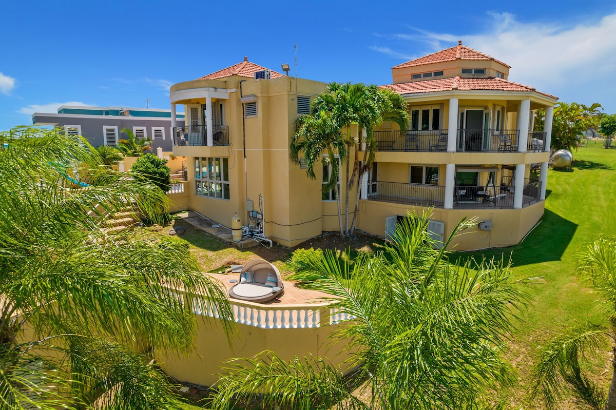 Ocean View Villa: Private Pool