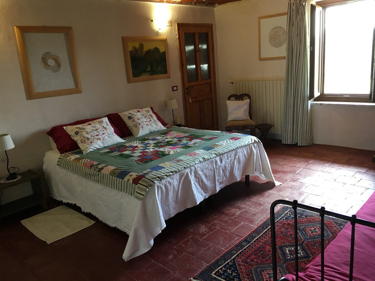 b&B Cascina dei Levrieri的独立房间