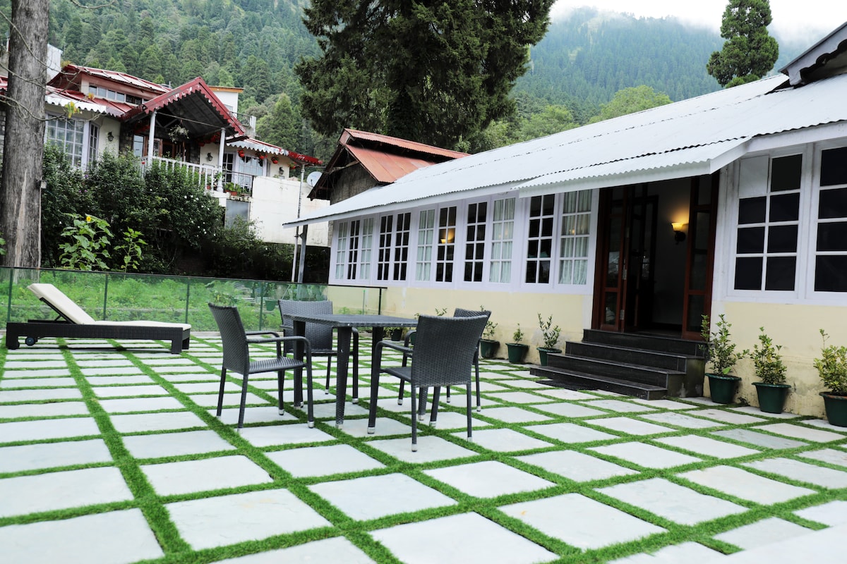 Hostie Stanley House-2 BHK Heritage Home, Nainital