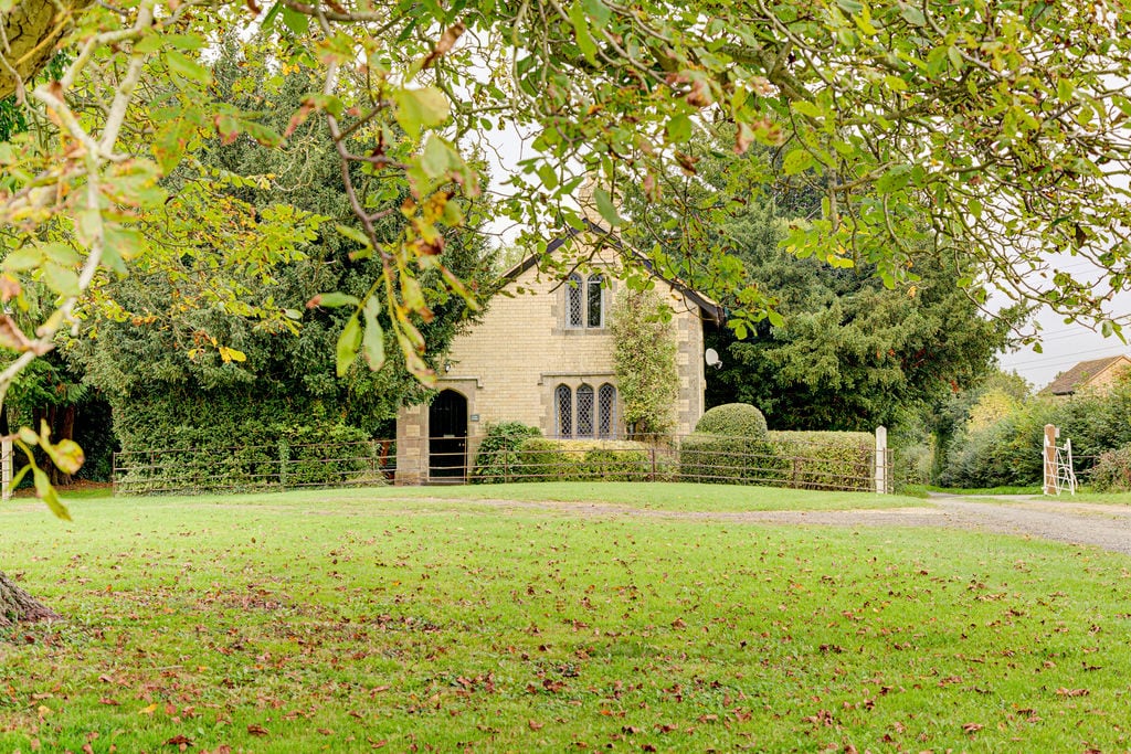 Peaceful Victorian Lodge