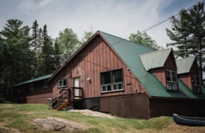 Temagami Family Cottages-Lodge