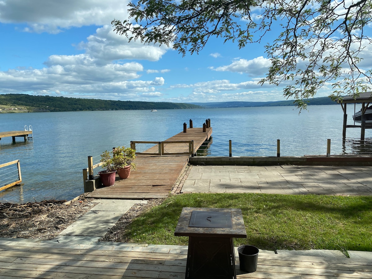 Lake Living with Salt Water Hot Tub