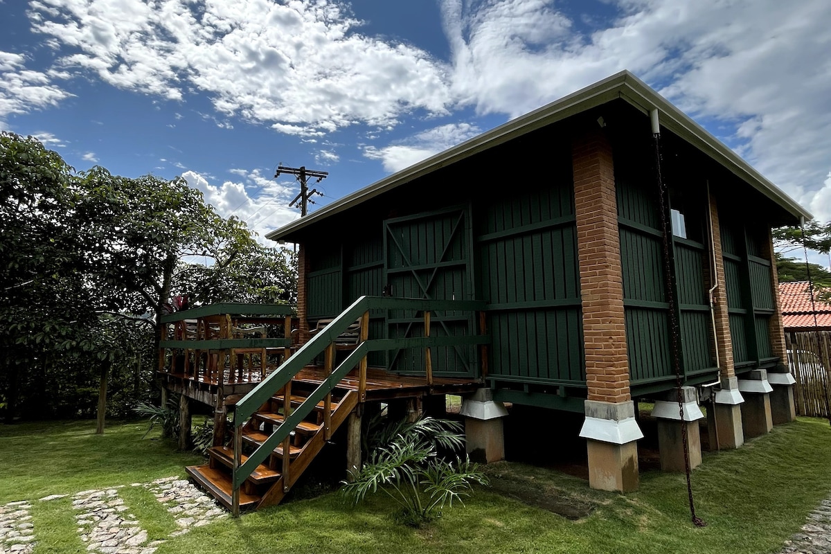 Barn Home: Pet-Friendly Retreat Near São Paulo