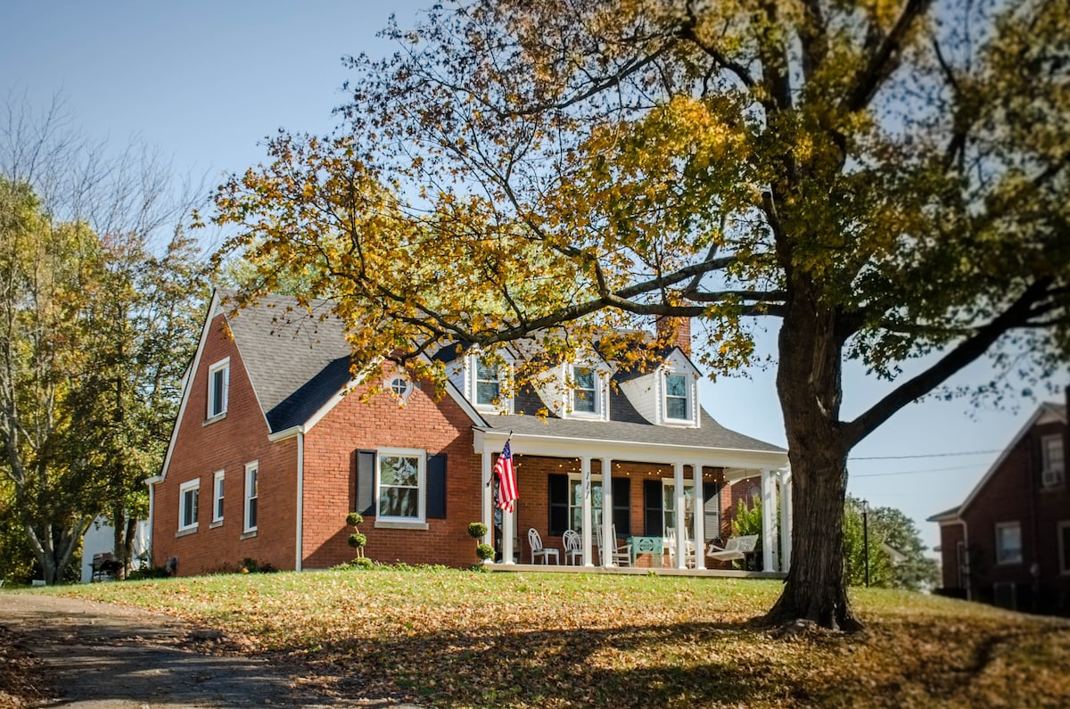 Willett Home, Sunset Porch Sittin. 4Bed, Game Room