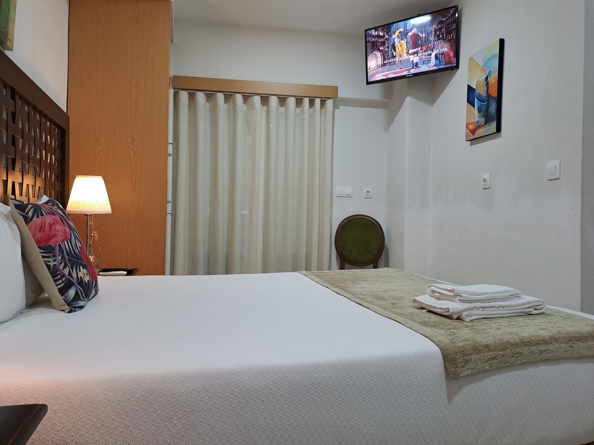 Hotel Square Quarto Duplo Varanda （ 2位成人+ 1人）