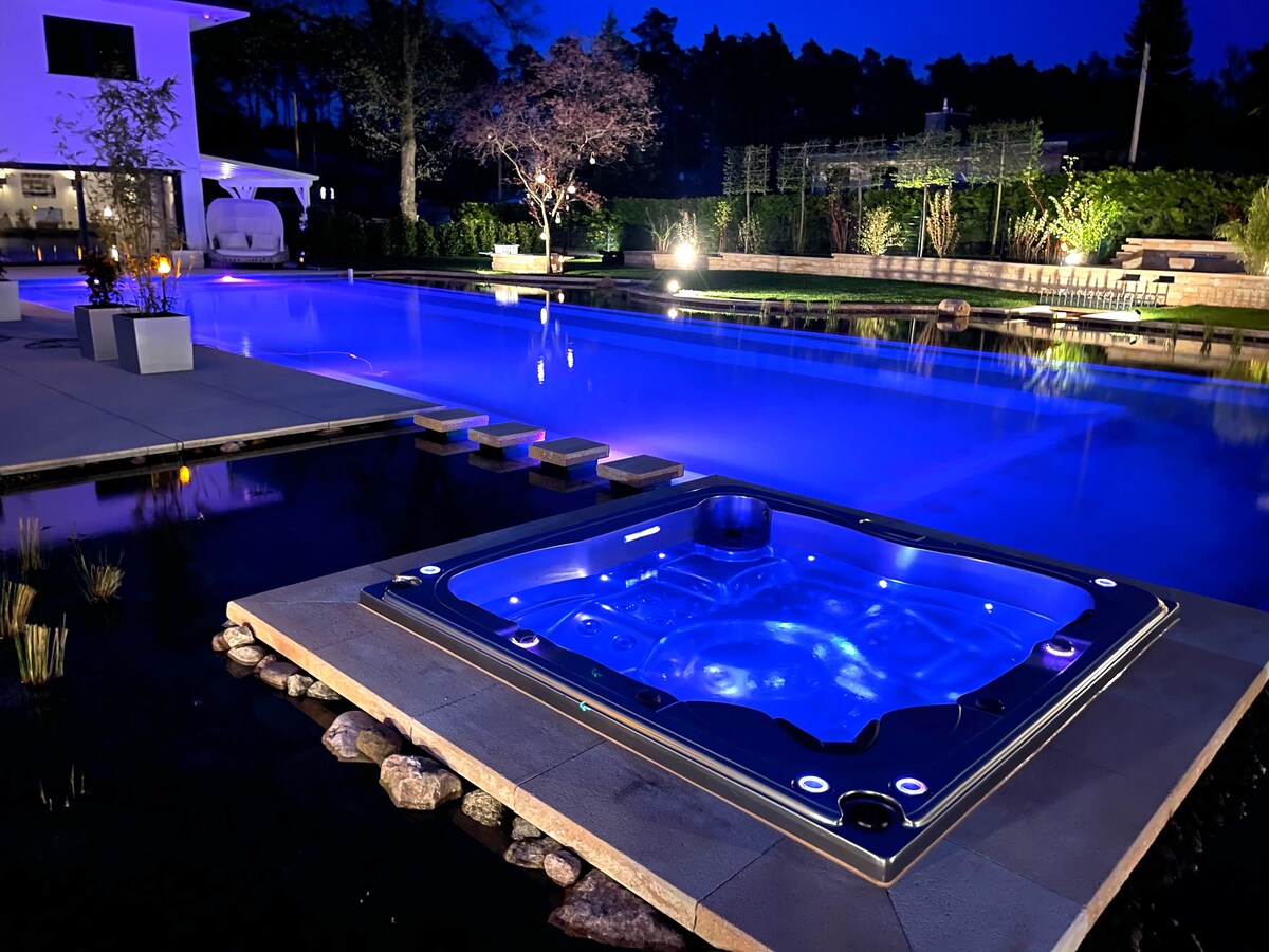 Exklusive Unterkunft mit Bad in einer Pool Villa