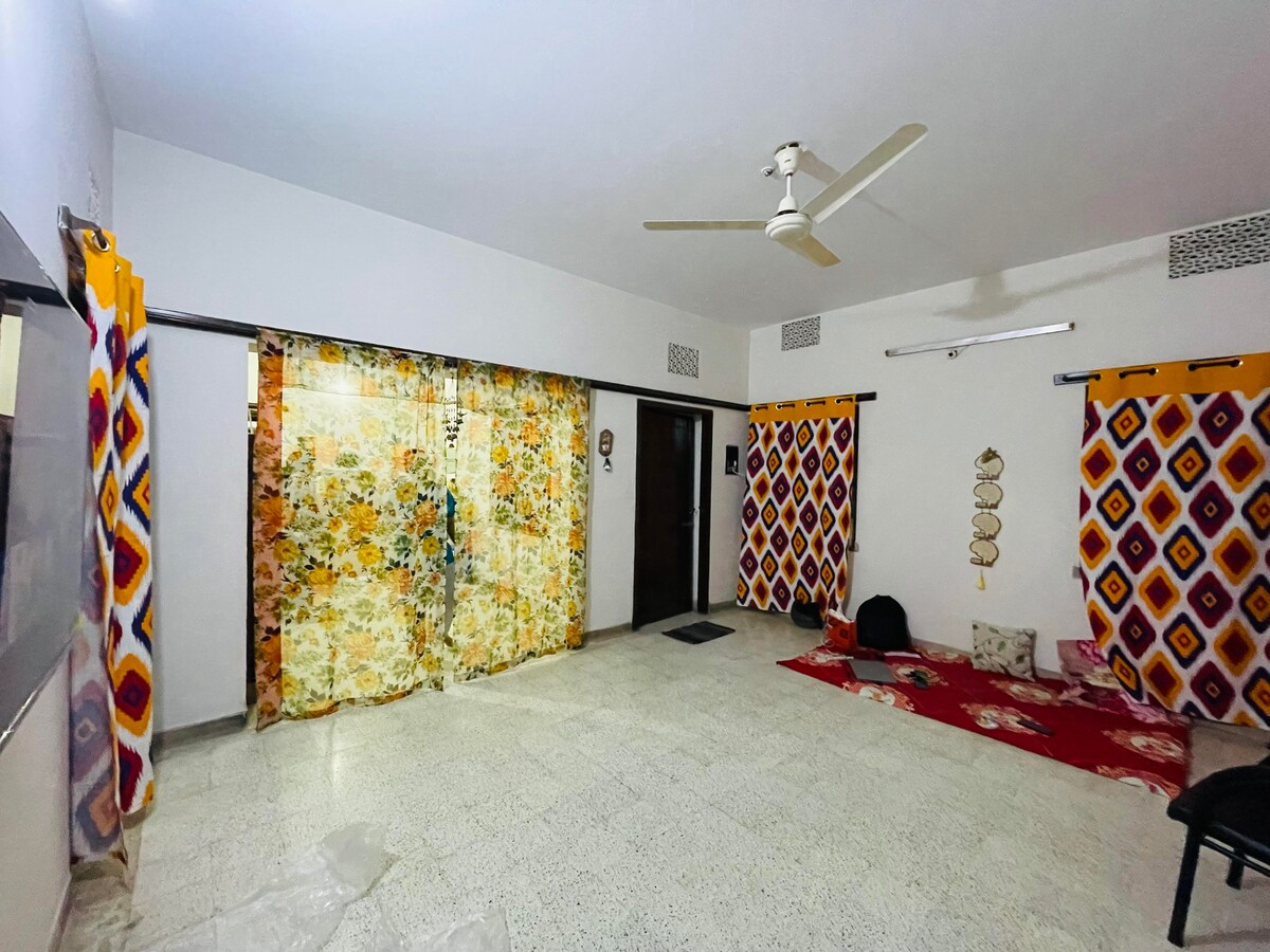 Cozy Comfortable homestay for Female in Dhaka