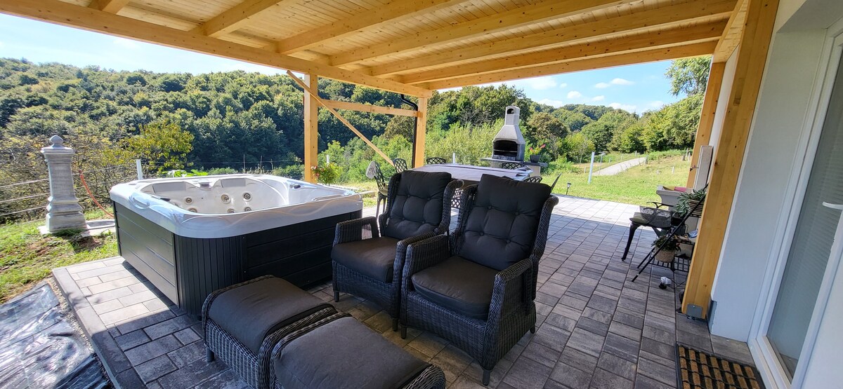 Charming countryside villa with private spa