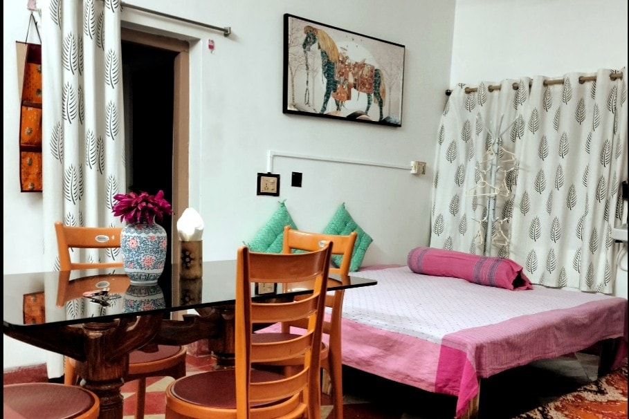 Air conditioned, spacious 2bhk on vacation rental!