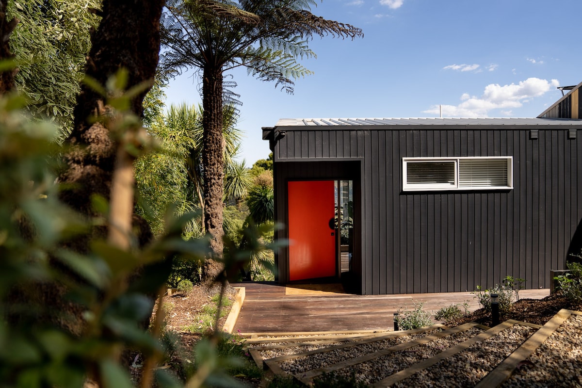 Cloud Retreat in the Dandenong Ranges