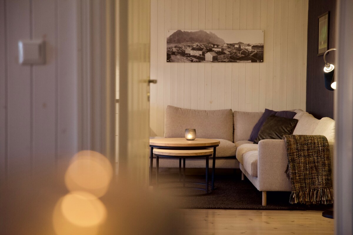 位于Henningsvær市中心的宽敞公寓
