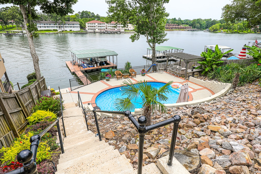 320 B Lake Hamilton