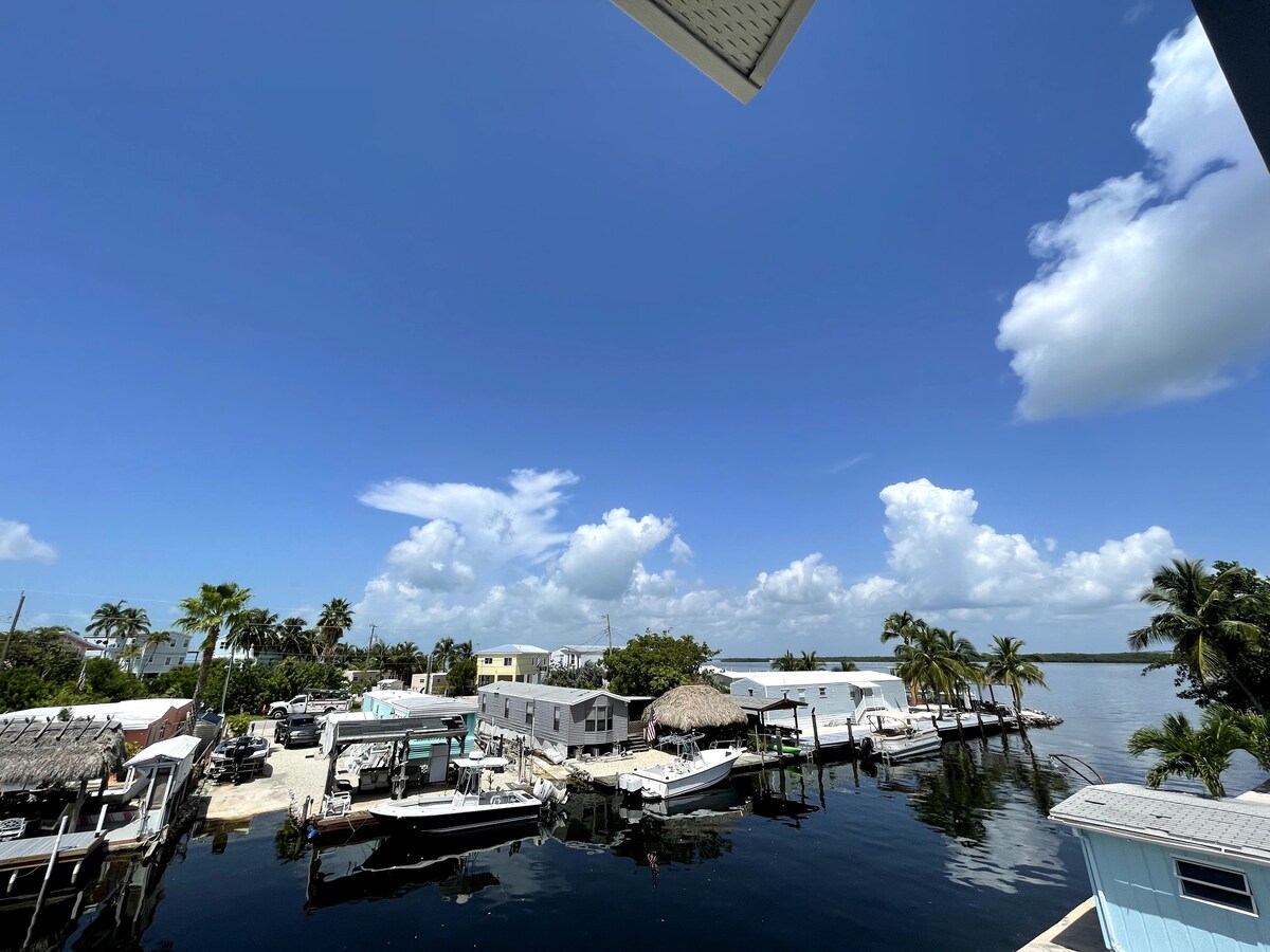 Key Largo Waterfront House ， 90英尺码头