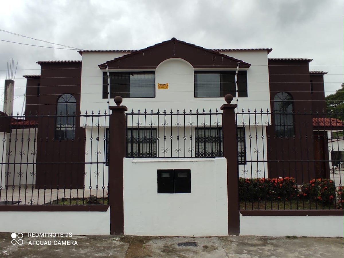 Hermosa Villa Vacacional con Piscina Privada