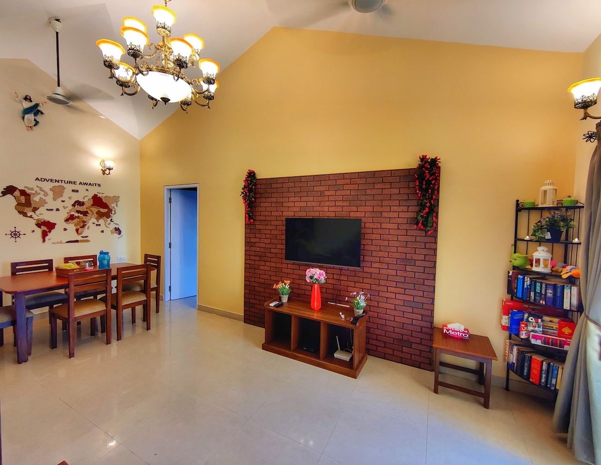 Classy 2BHK apt with pool, 300mts from Colva beach