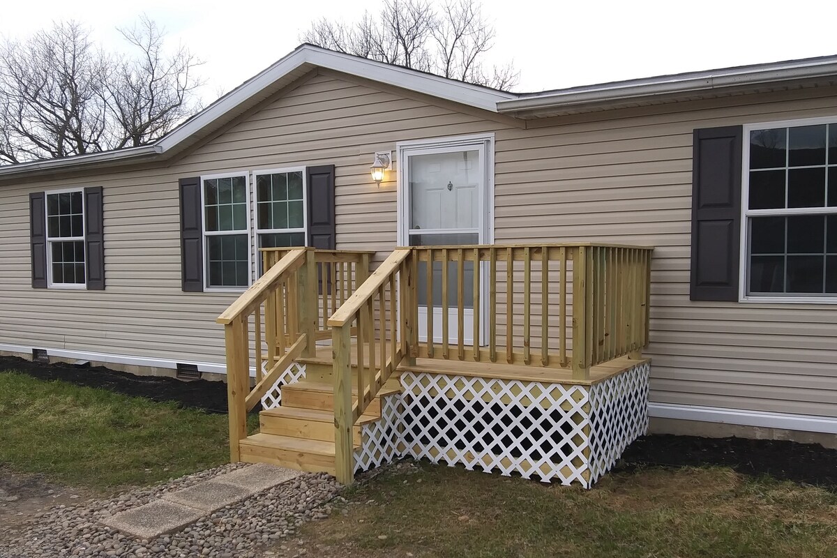 Central PA Cozy 4-bedroom Cottage